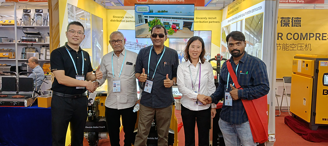 Canton Fair 2025 afsluttes med succes | Tianyulishi terrængående elektriske palletrucks vinder bred anerkendelse fra globale købere